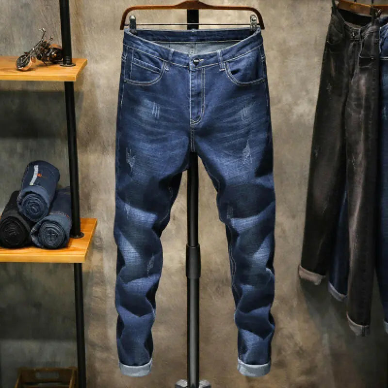 Men's casual jeans.